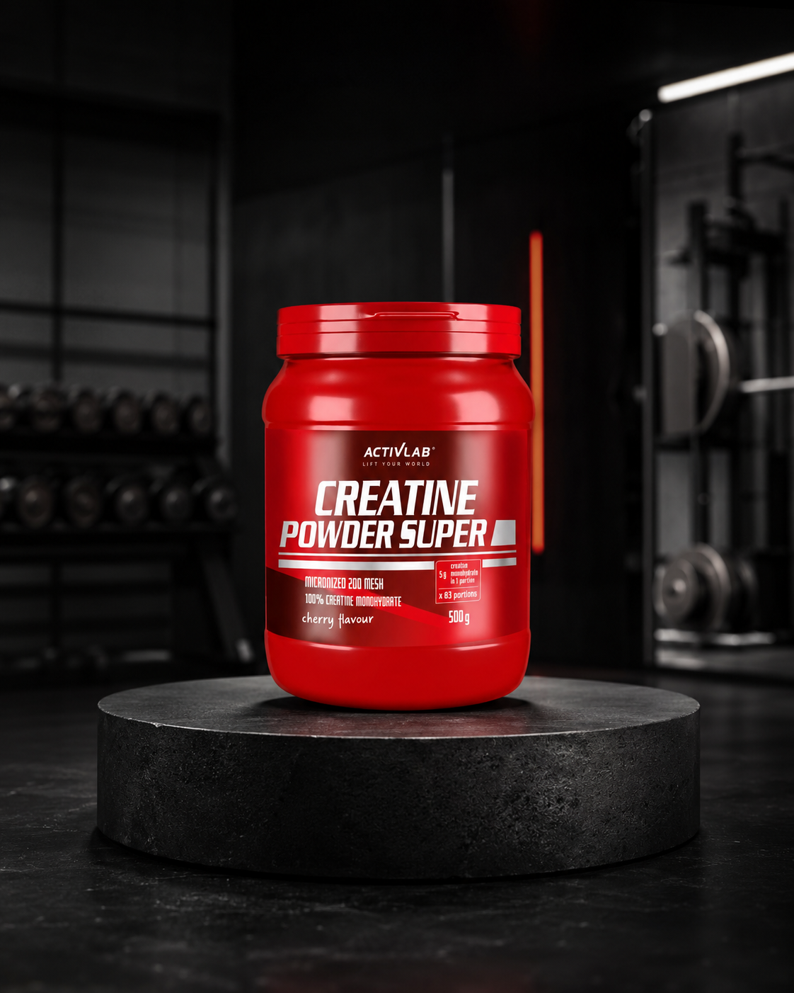 ActivLab Creatine Powder Super 500g dans une scène premium fitness sombre